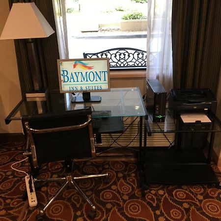 Baymont By Wyndham St. Joseph/Stevensville Bagian luar foto