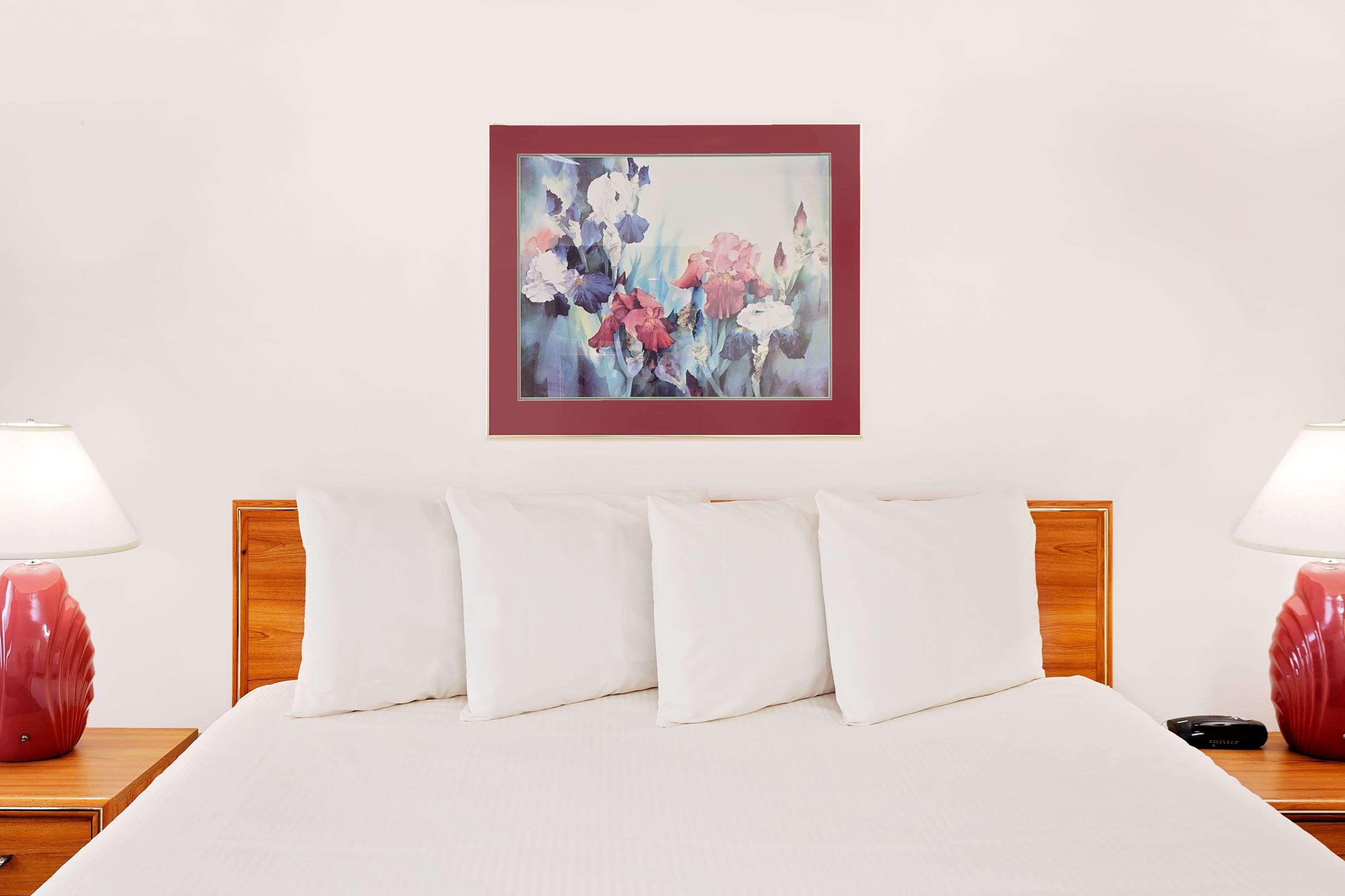 Baymont By Wyndham St. Joseph/Stevensville Bagian luar foto